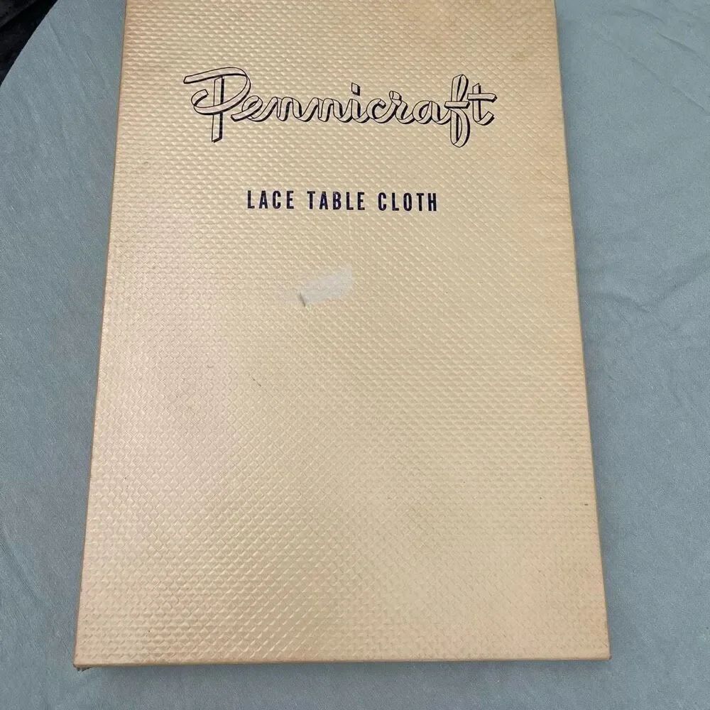 Vintage Pennicraft  cream tan colored lace table cloth rectangle 84” x 64”.